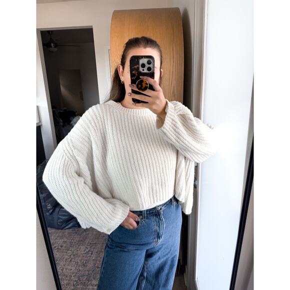 Anthropologie Sweaters - Anthropologie Moth Cream White Cropped Sweater